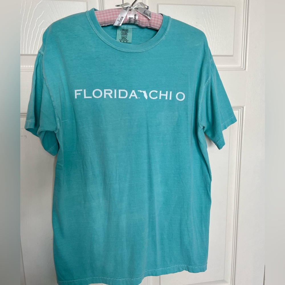 Vintage Florida Chi Omega•University of Florida•T-Shirt-Size M